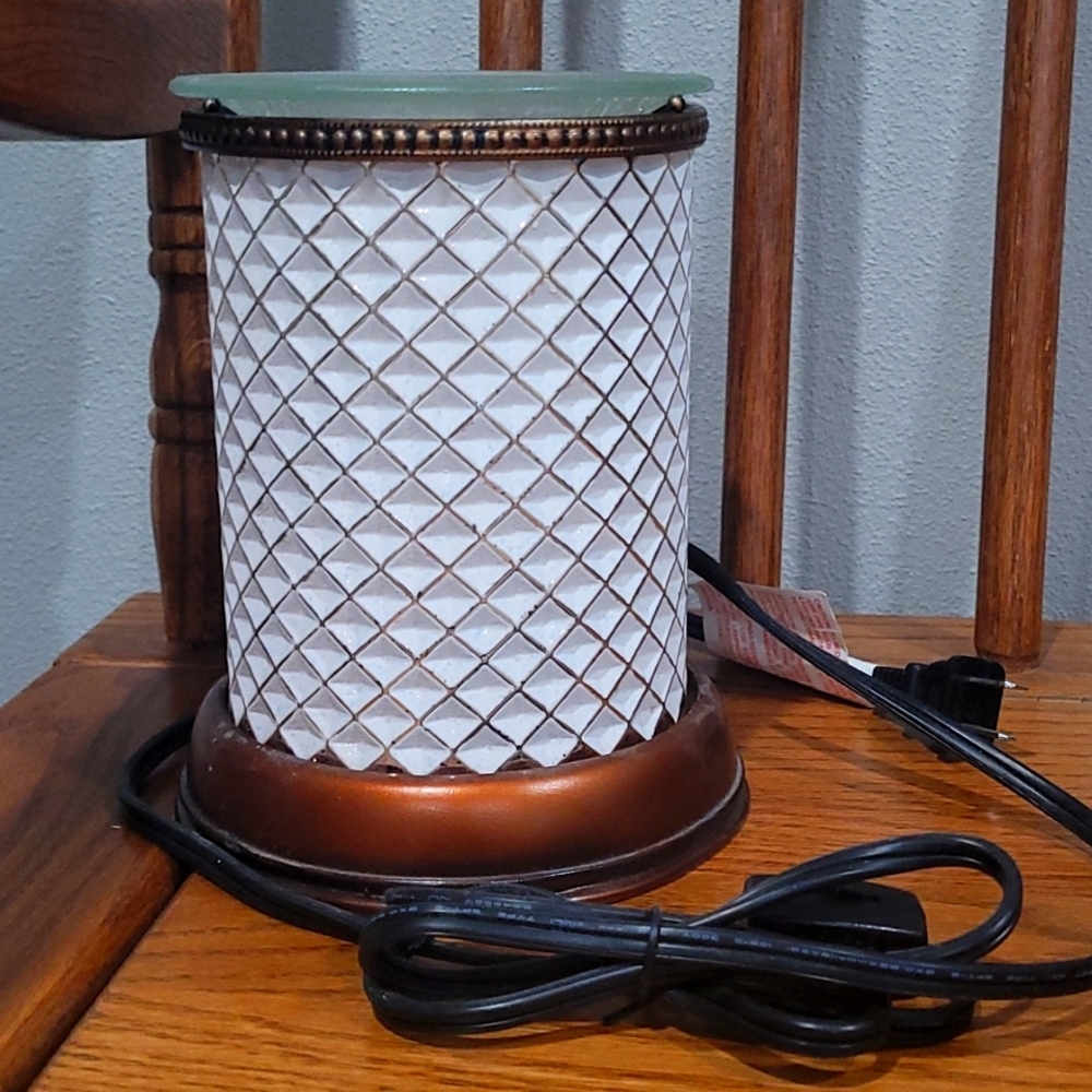 Used Scentsy warmer